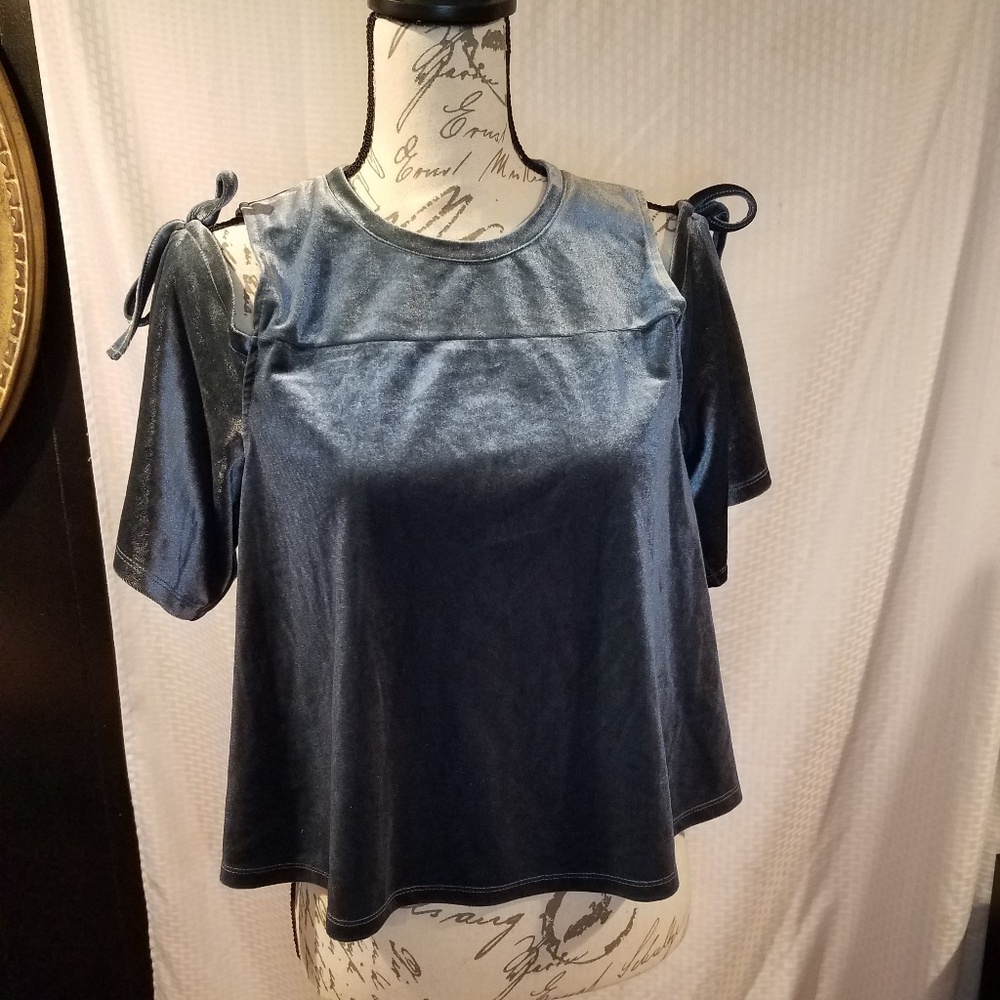 Walter Baker NY blue cold shoulder top